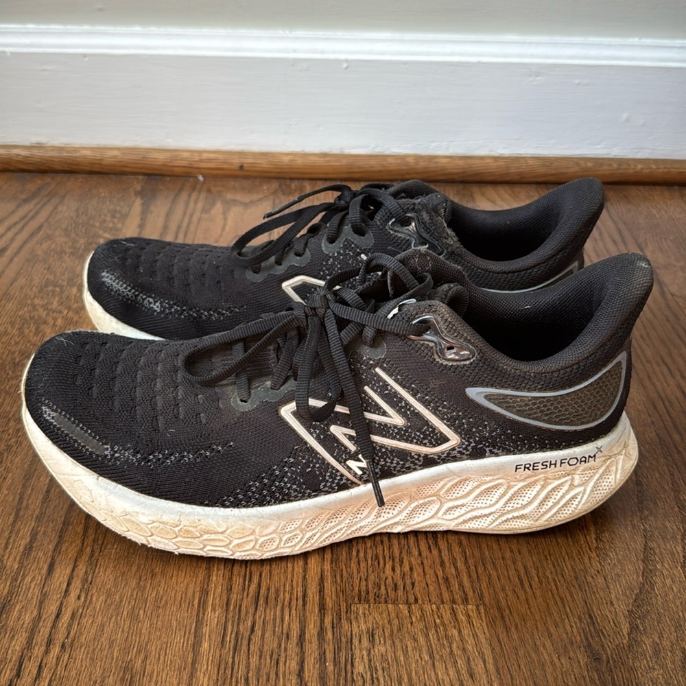 Women’s New Balance Fresh Foam 1080 Running Shoes Size 11